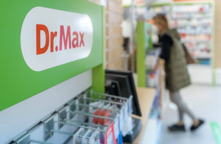 Dr.Max posilňuje. Preberá 35 lekární Apotheke