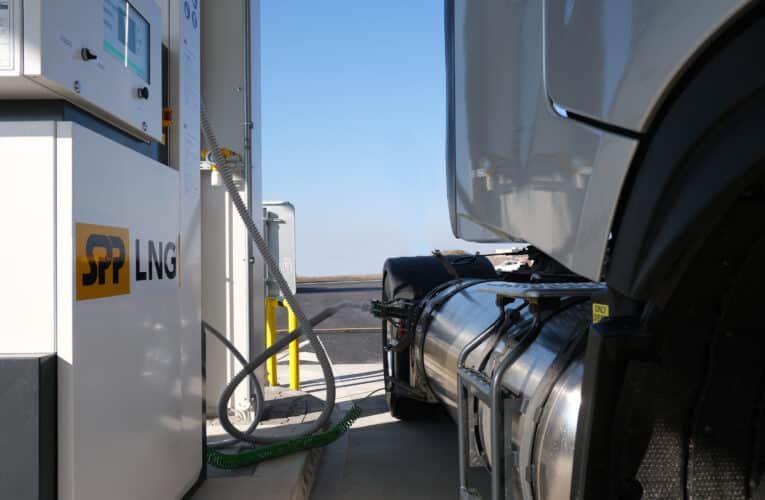 SPP otvoril ďalšiu LNG čerpačku na diaľnici D2